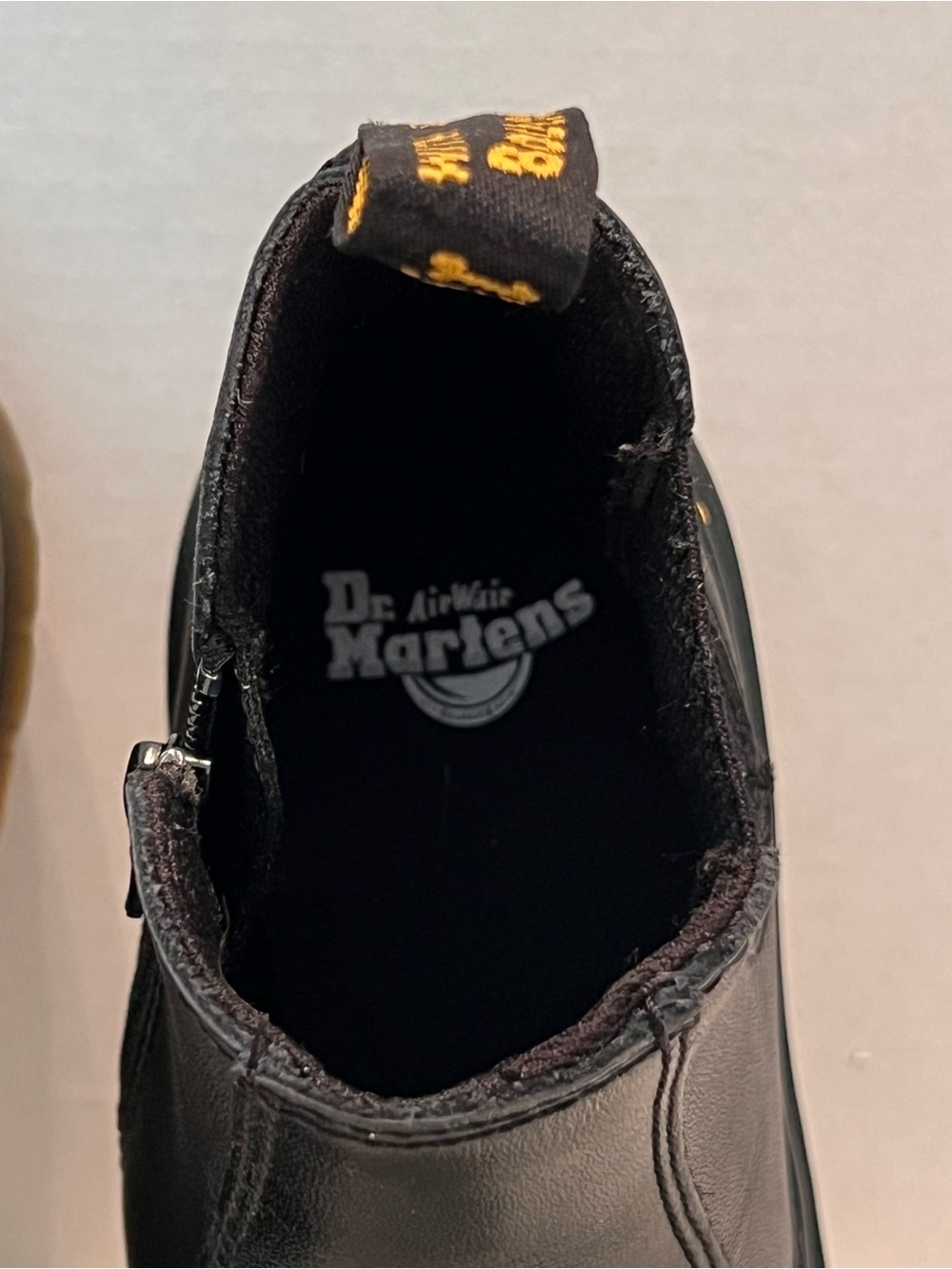Youth Dr. Marten's Chelsea Boot 2976 j - Picture 8 of 10